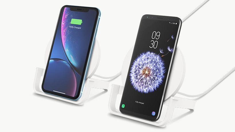 Apple and Samsung smartphones on the BOOSTCHARGE Wireless Charging Stand